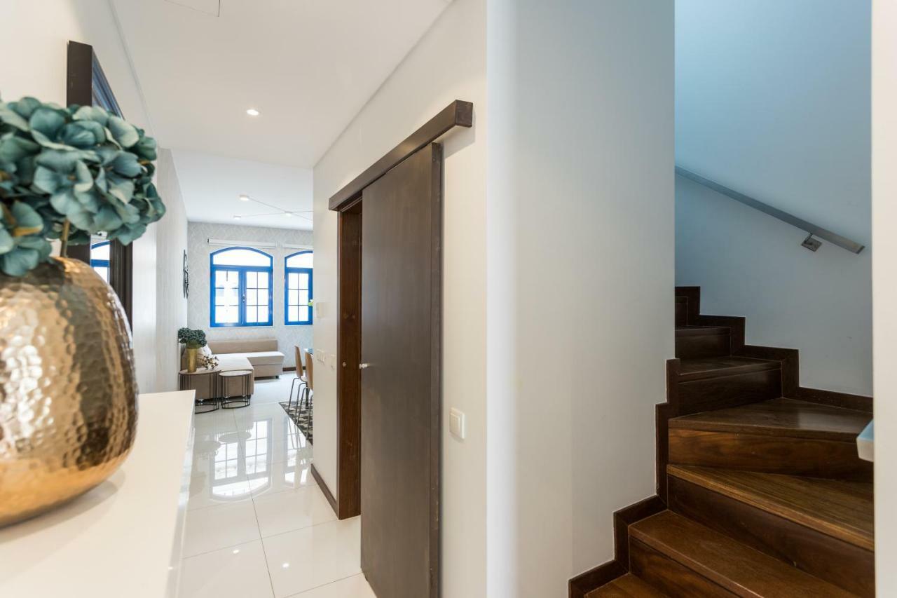 Rossio Penthouse Three-Bedroom Apartment W/ River View And Parking - By Lu Holidays リスボン エクステリア 写真